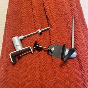 Typodont mounts Kilgore and Acadental